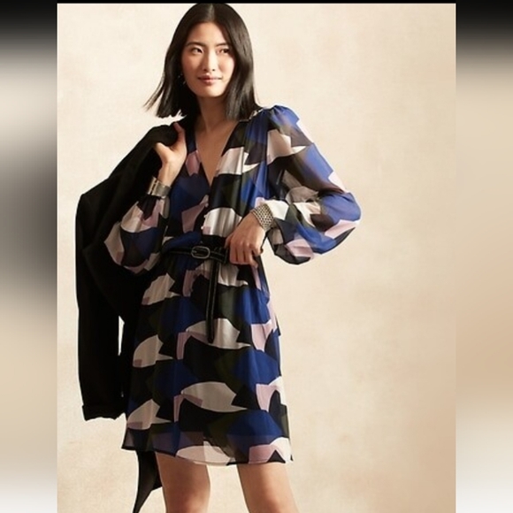 Banana Republic Factory dress - S - blue geometric pattern. Size xl also avail - Picture 12 of 13